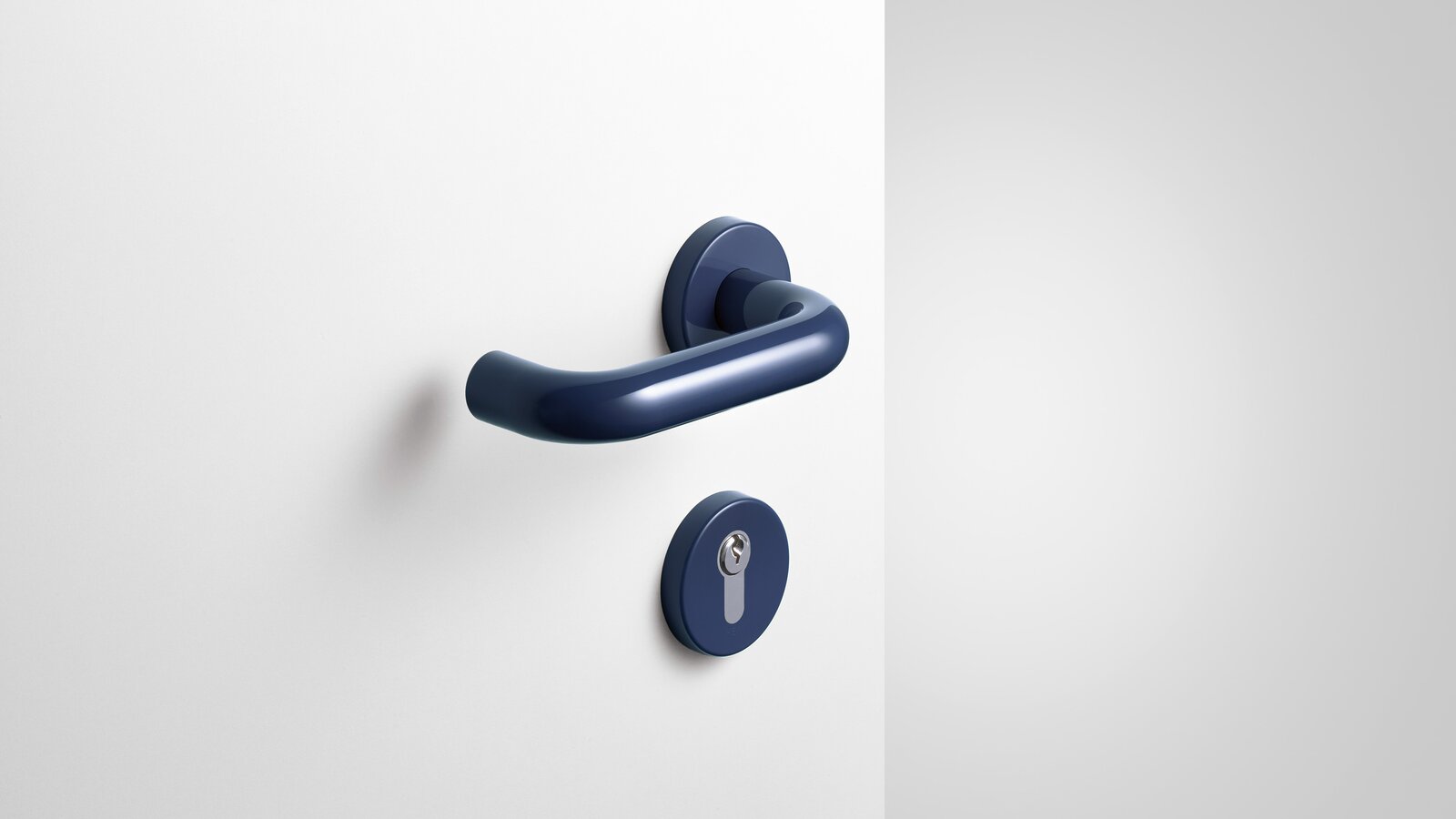 HEWI deurkruk staal blauw Krukgarnituur met sleutelrozet in de kleur staalblauw gemaakt van polyamide