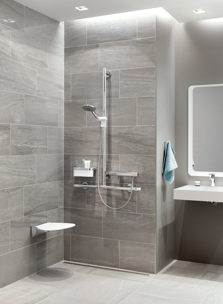 HEWI douche en wastafel Douches en wastafels voor zorginstellingen