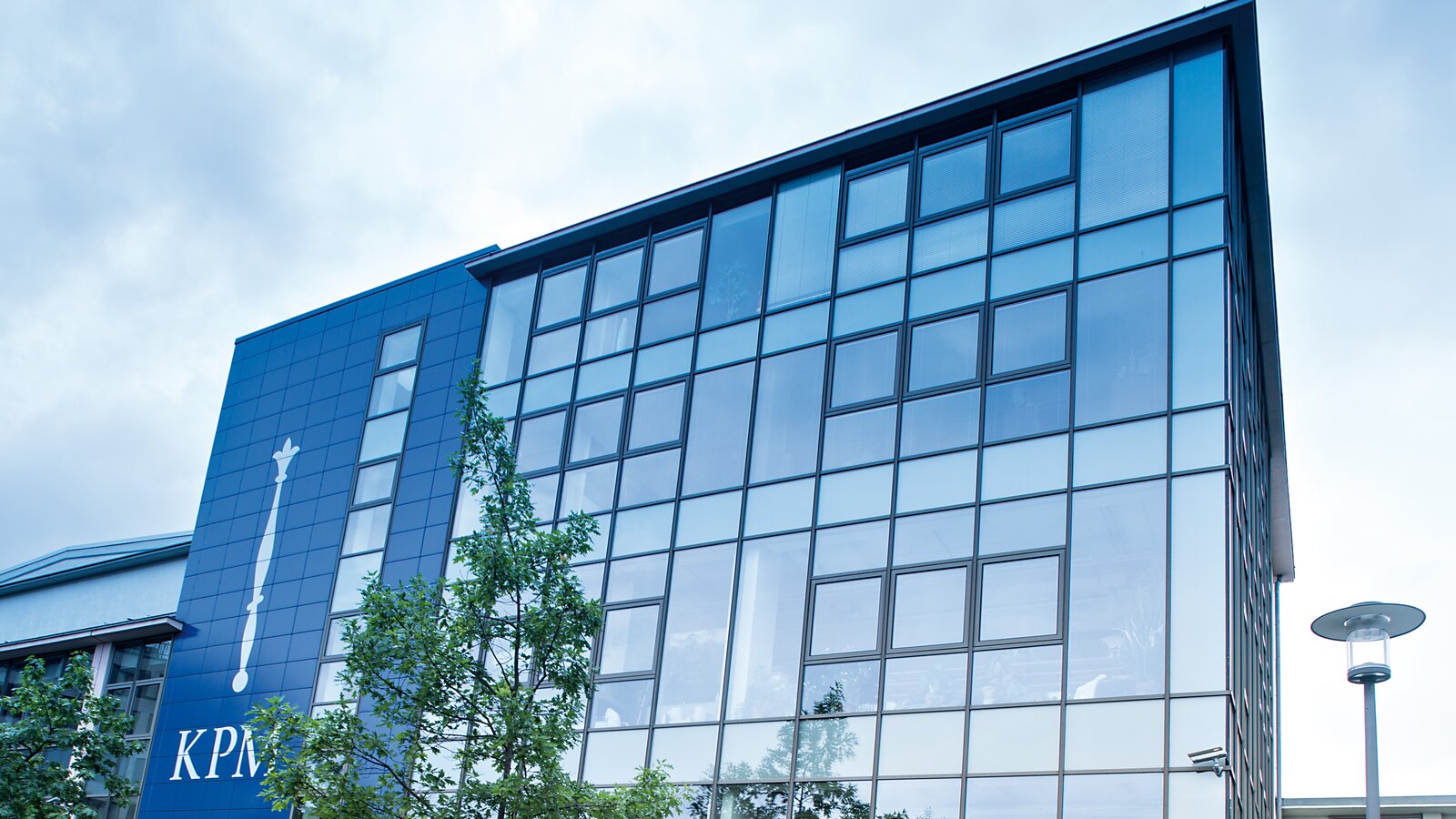 Koninklijke porseleinfabriek in Berlijn Koninklijke porseleinfabriek in Berlijn van buitenaf